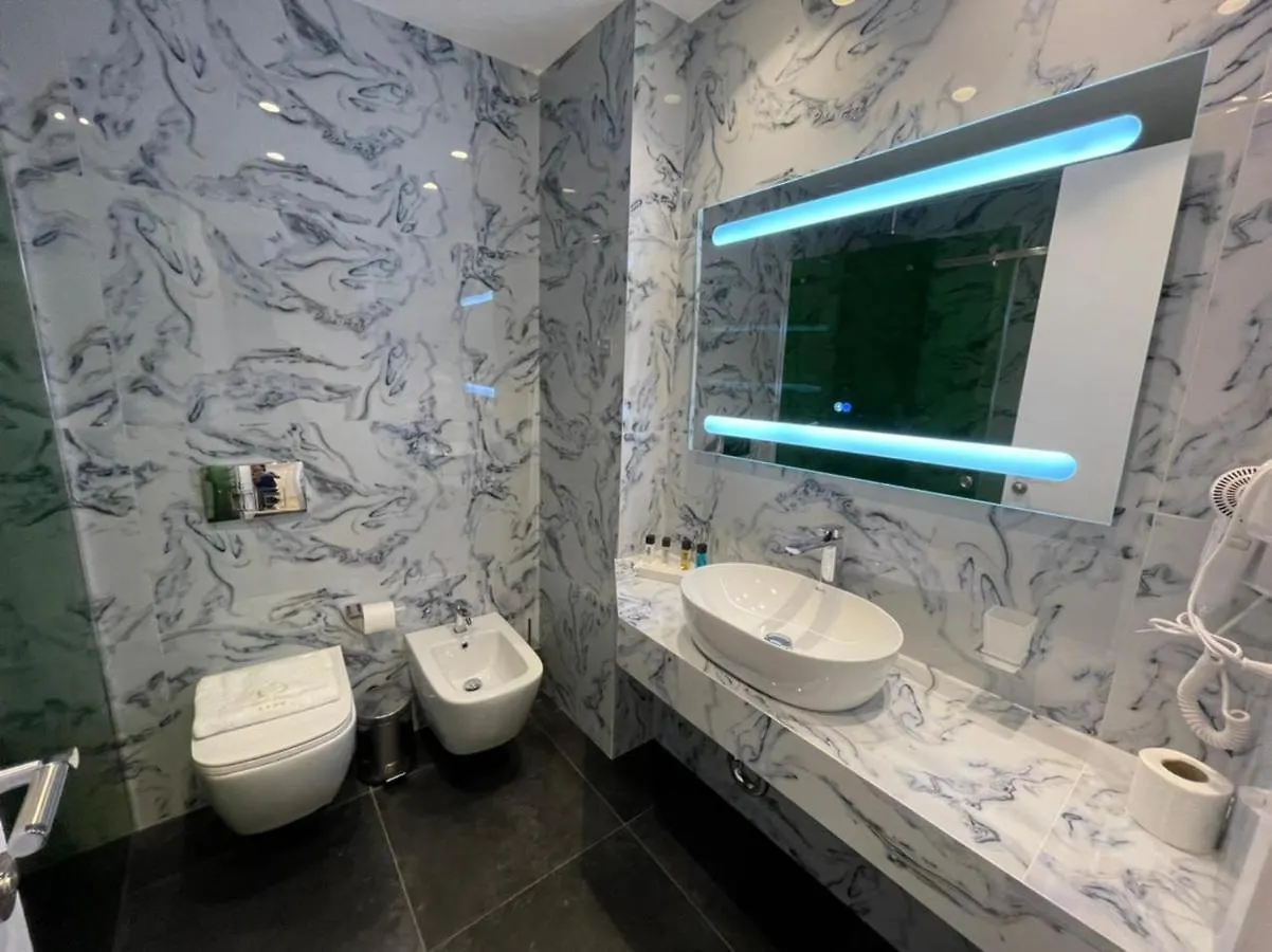****  Ebbi Hotel Albania