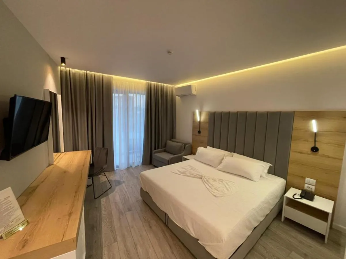 Ebbi Hotel